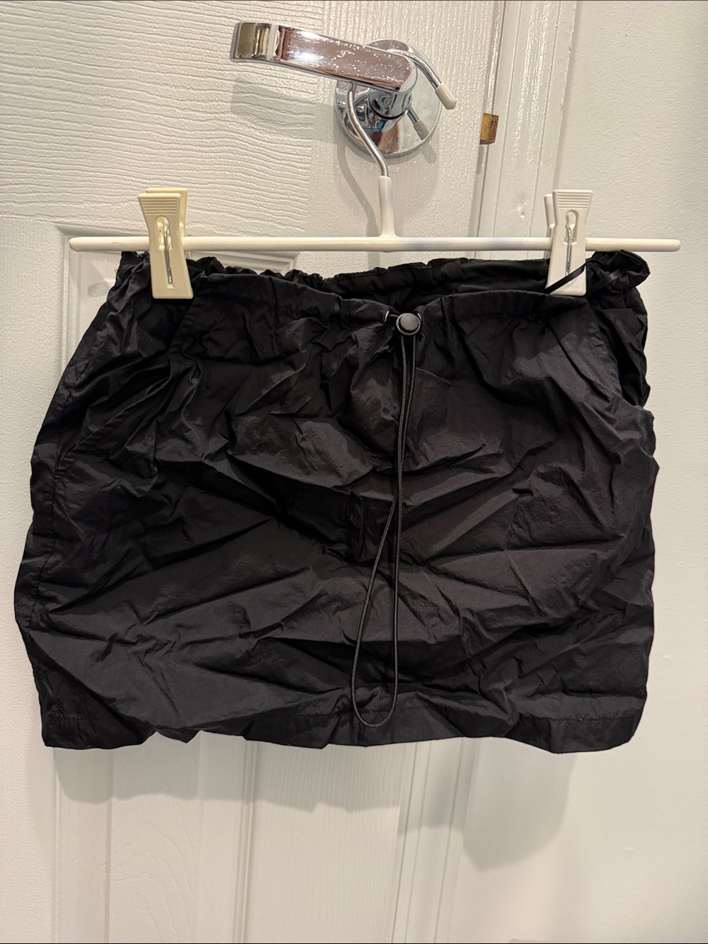 White Fox Boutique Black Drawstring Mini Skirt. Size xs
